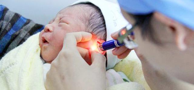 新生儿听力筛查不过怎么办？如何观察宝宝对声音的反应