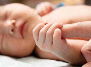 婴儿生长发育迟缓表现在哪些方面？小儿发育迟缓的16个具体表现