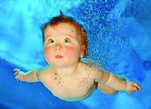 新生儿什么时候游泳最好?宝宝多久游一次泳合适