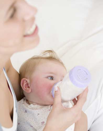 宝宝一天需要吃多少奶粉？